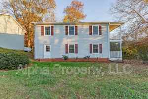 featured image of 213B Taylor Rd