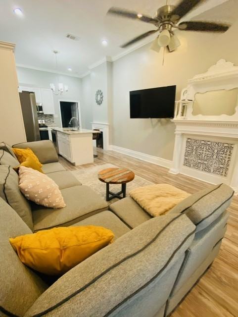 727 Pacific Ave #NA - Photo 3 of 10