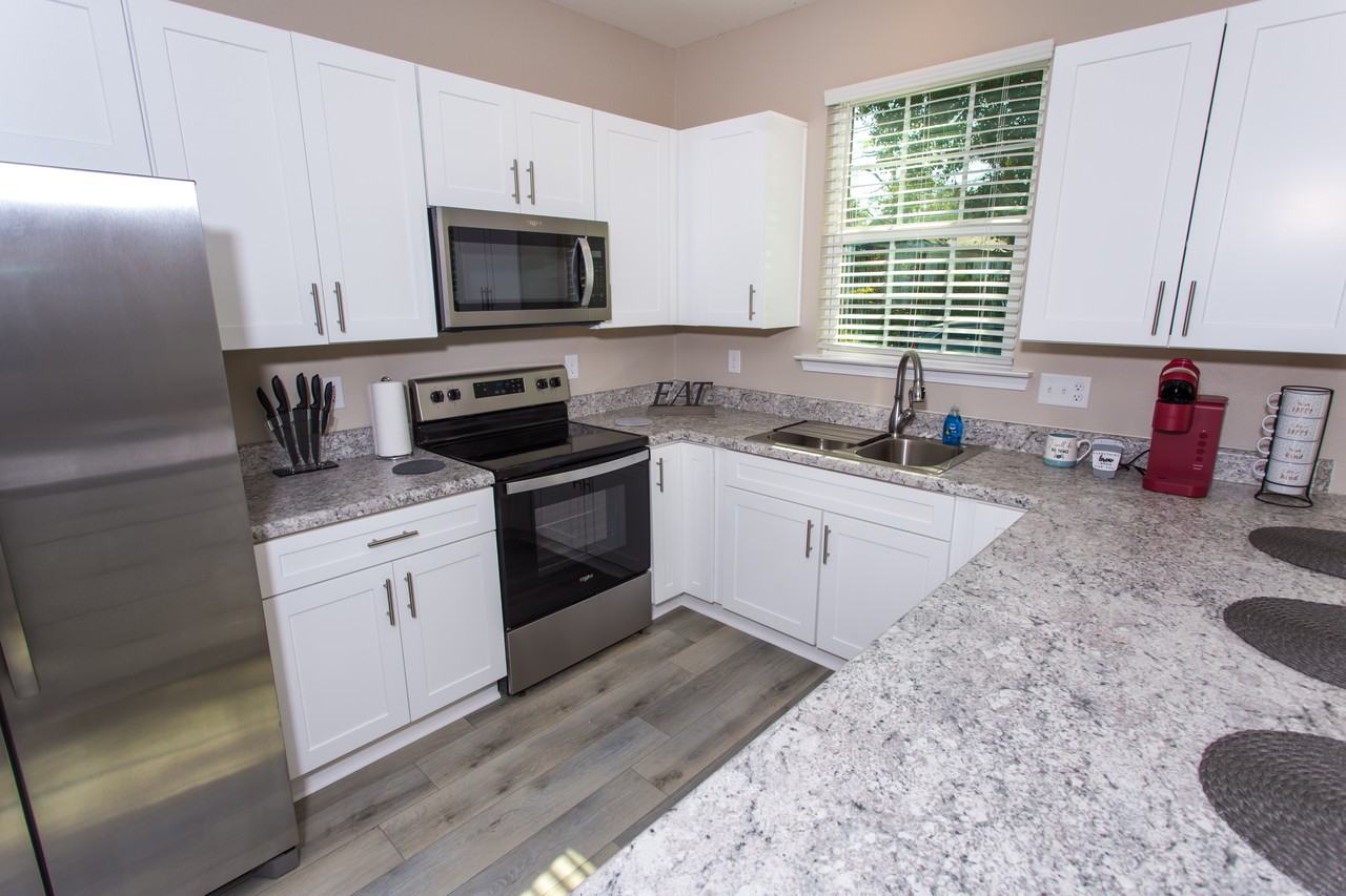 1816 W Gadsden St #NA - Photo 6 of 28