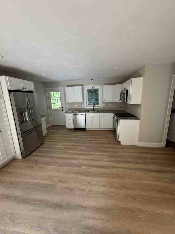60 Hill Rd - Photo 3 of 20