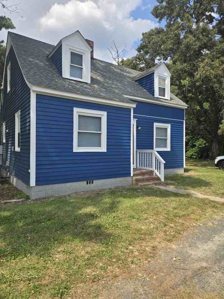 13923 Richmond Rd - Photo 2 of 21