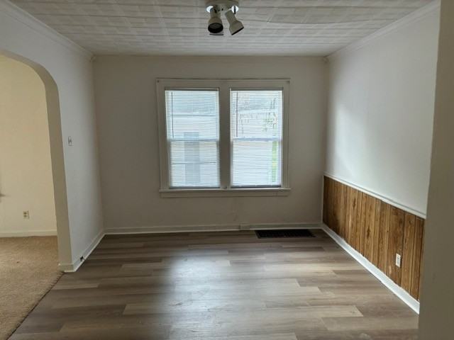 925 N 15th St - Photo 3 of 12