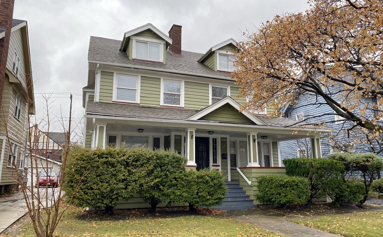 13121 Cedar Rd - Photo 3 of 7