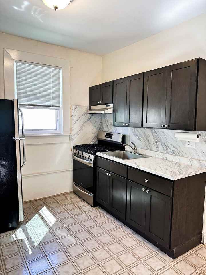 2876 Randall Avenue #FL 2 - Photo 3 of 11