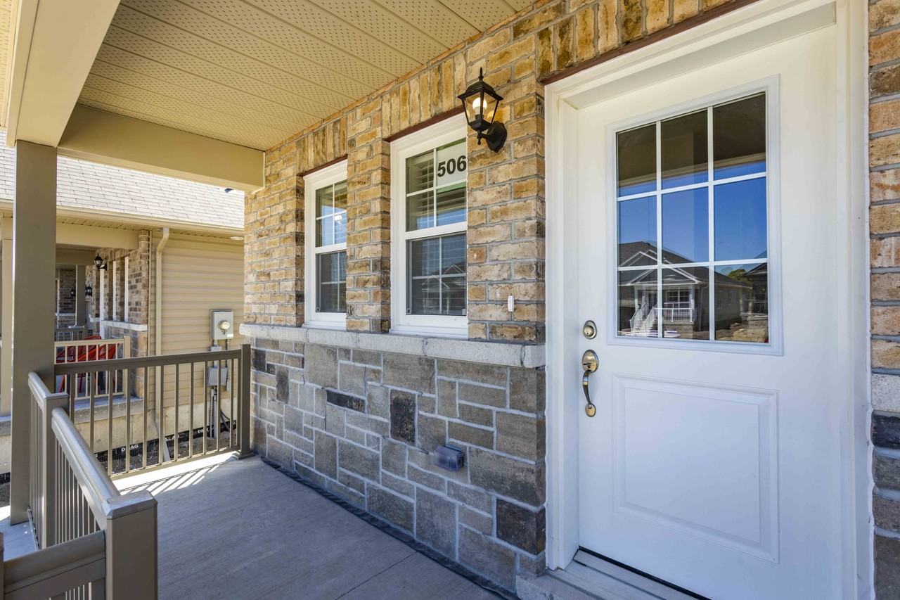 506 Hayward Street - Photo 2 of 12