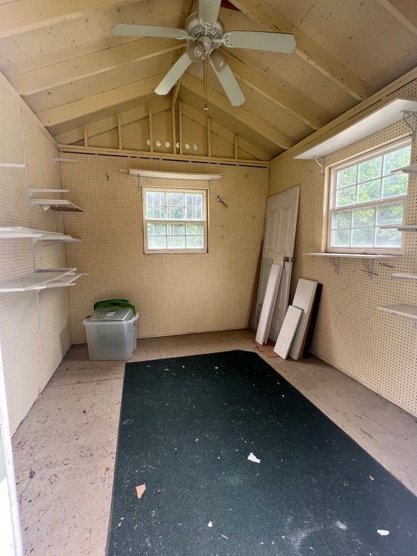 8946 Cumming Hwy - Photo 2 of 11