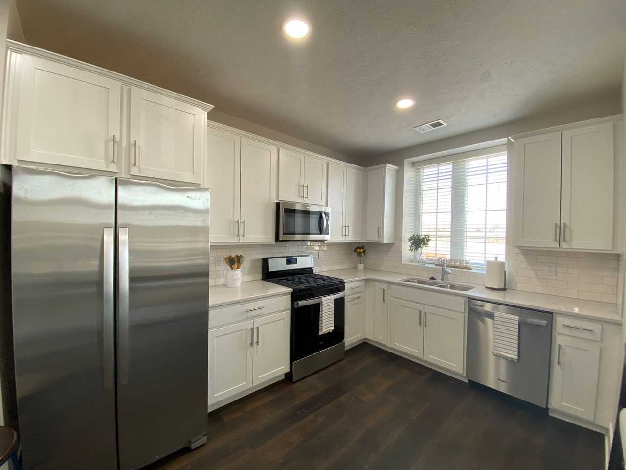 The Bungalows On The Lake At Prairie Queen III - Photo 4 of 38