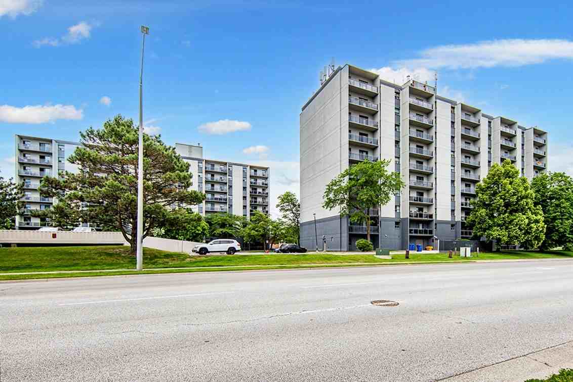 Nottingham Towers Apartments 56/64 Finch Dr, Sarnia, ON N7S None Zumper