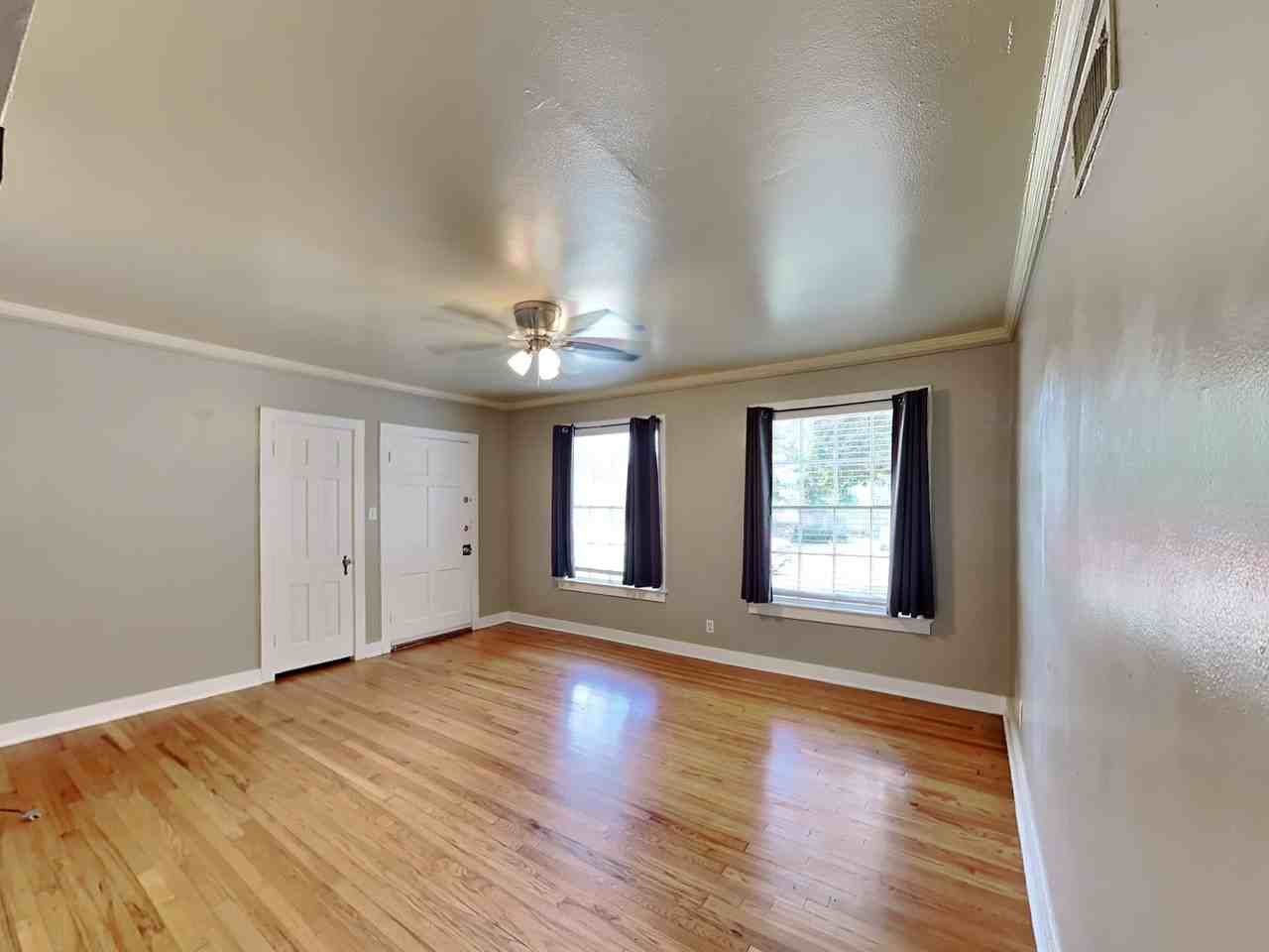 3551 W 4th St #1 - Photo 3 of 14