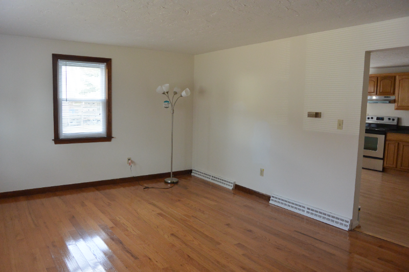 22 Andrea Dr #22 - Photo 2 of 8