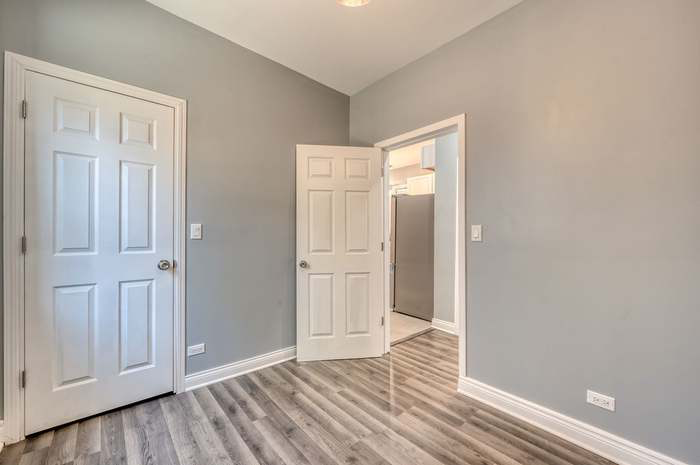 4550 W 5th Ave #1 - Photo 3 of 18