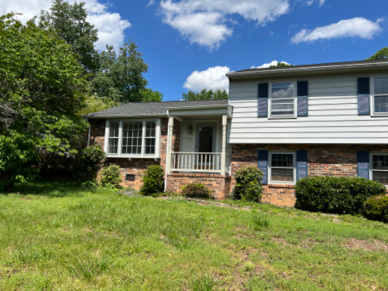 1507 Westshire Ln - Photo 2 of 20