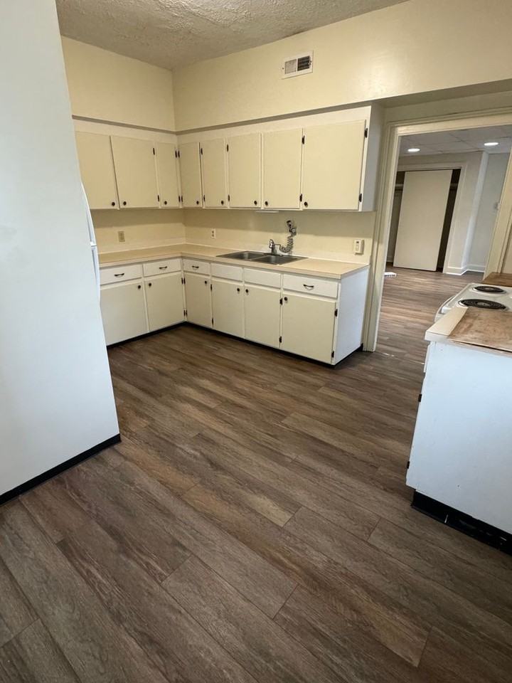 14-20 S. Main Street - Photo 3 of 14