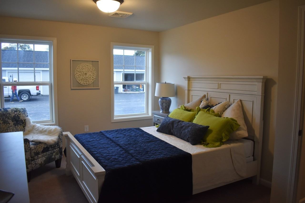 Glen Esk Apartments - Photo 3 of 30