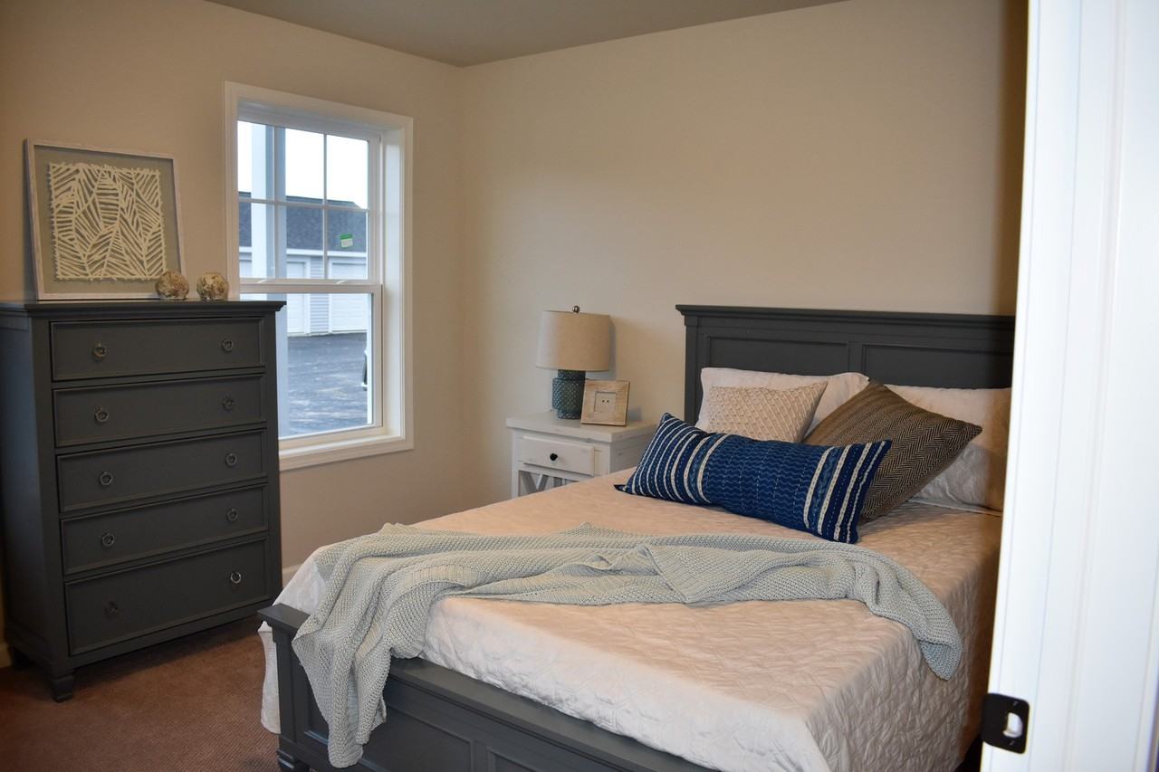 Glen Esk Apartments - Photo 5 of 30