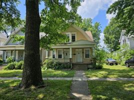 featured image of 1913 S 7th St