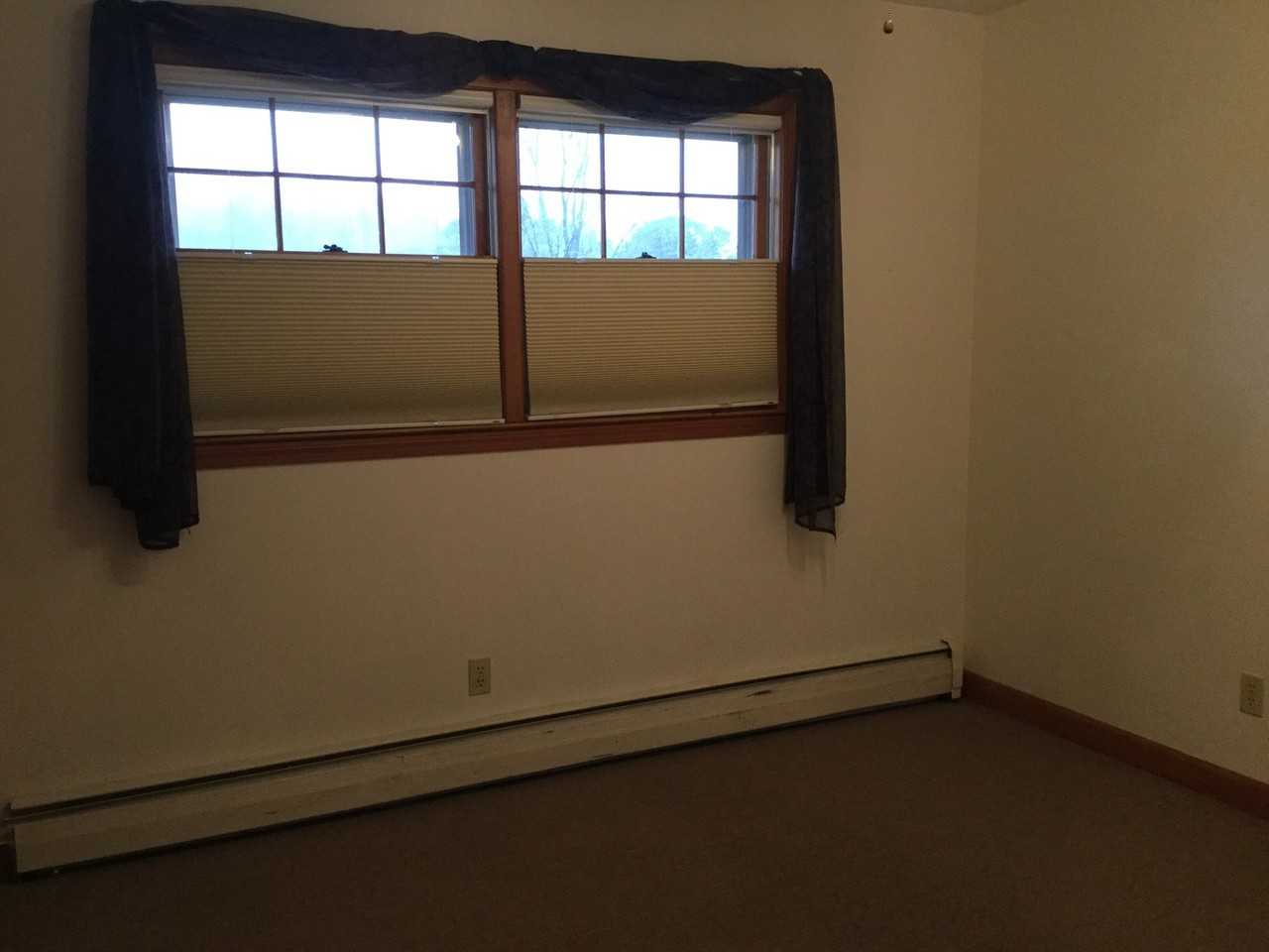500 Brickyard Rd - Photo 5 of 11