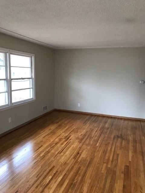 1737 Wilson Ave - Photo 2 of 7