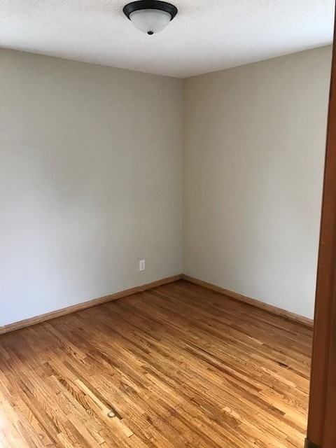 1737 Wilson Ave - Photo 3 of 7