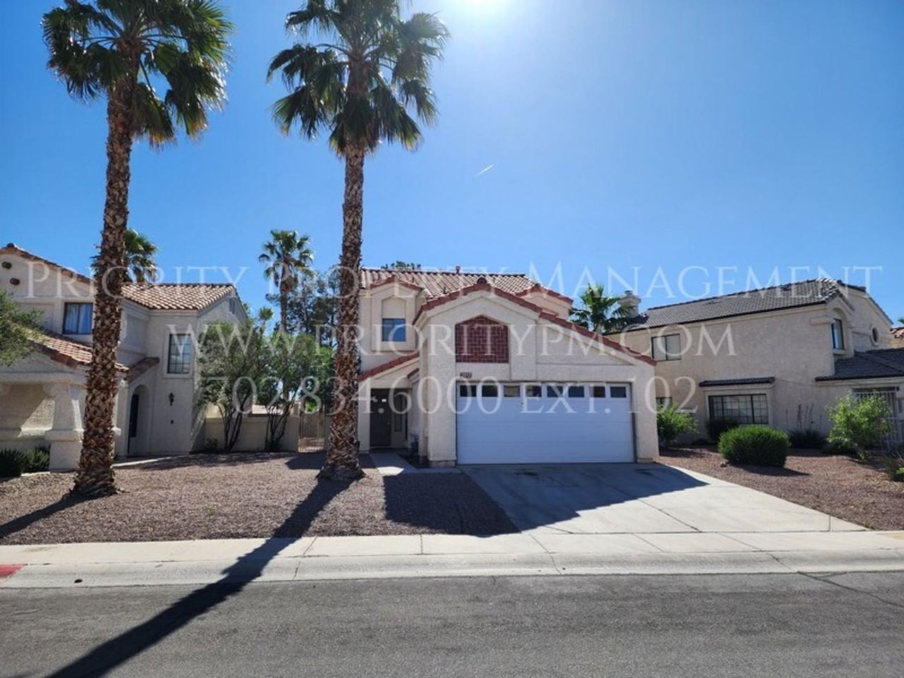 2052 Waverly Cir