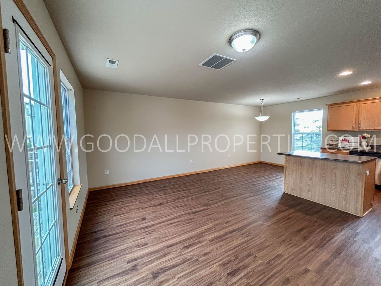 2150 Ne 18th St #83 - Photo 5 of 16