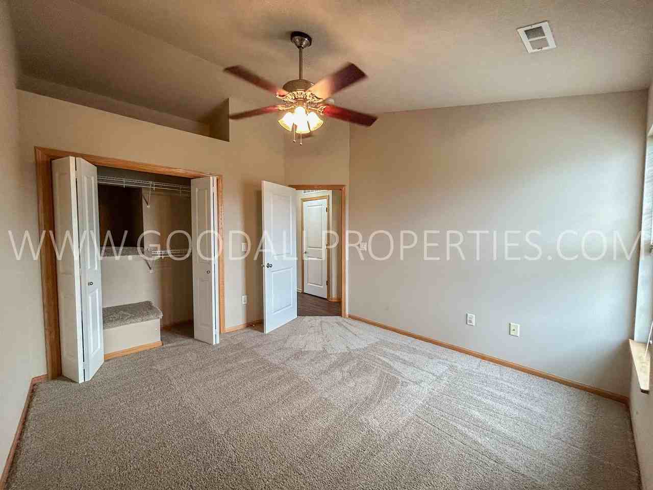 2150 Ne 18th St #83 - Photo 7 of 16