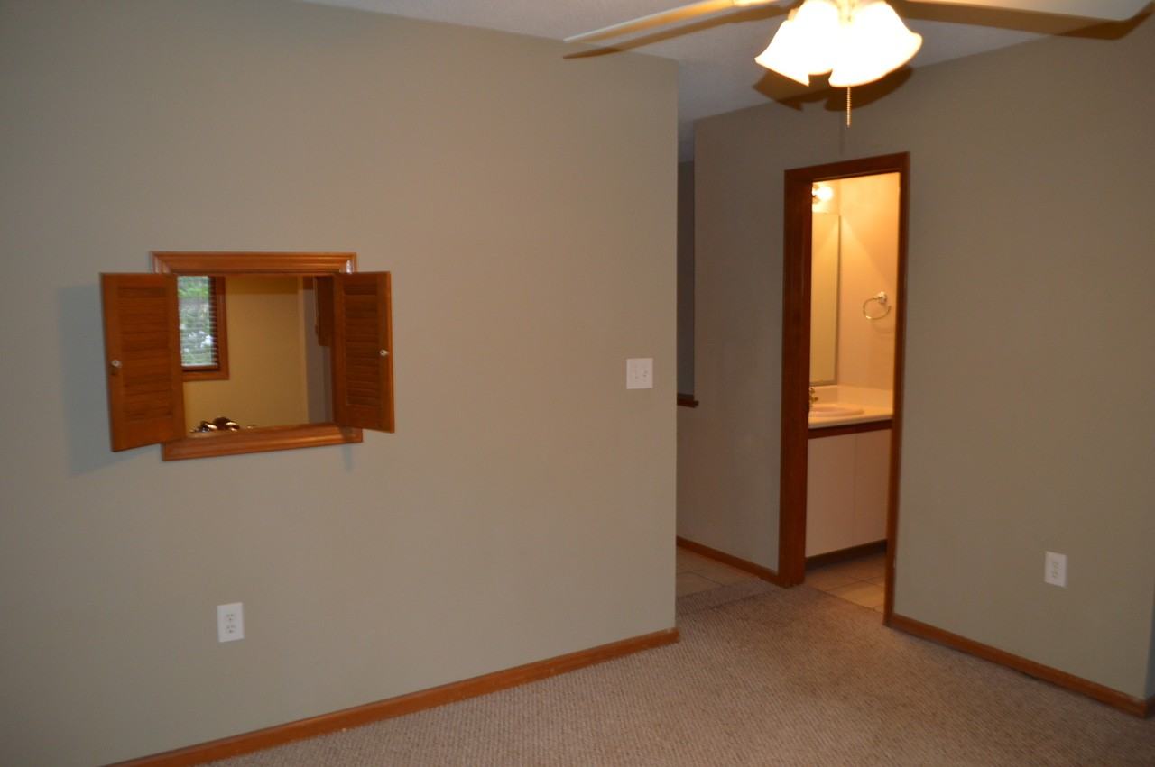 207 Mccellion Ave - Photo 7 of 12
