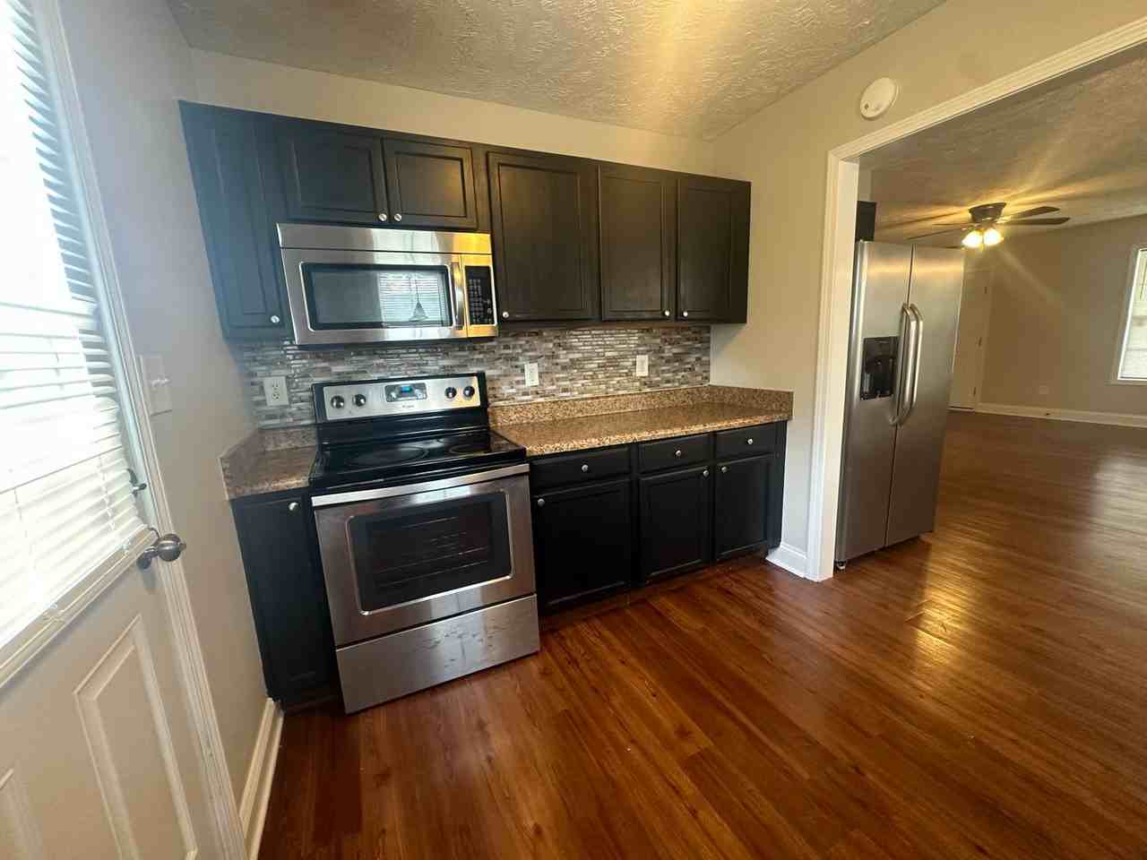 450 Copper Creek Dr - Photo 4 of 16