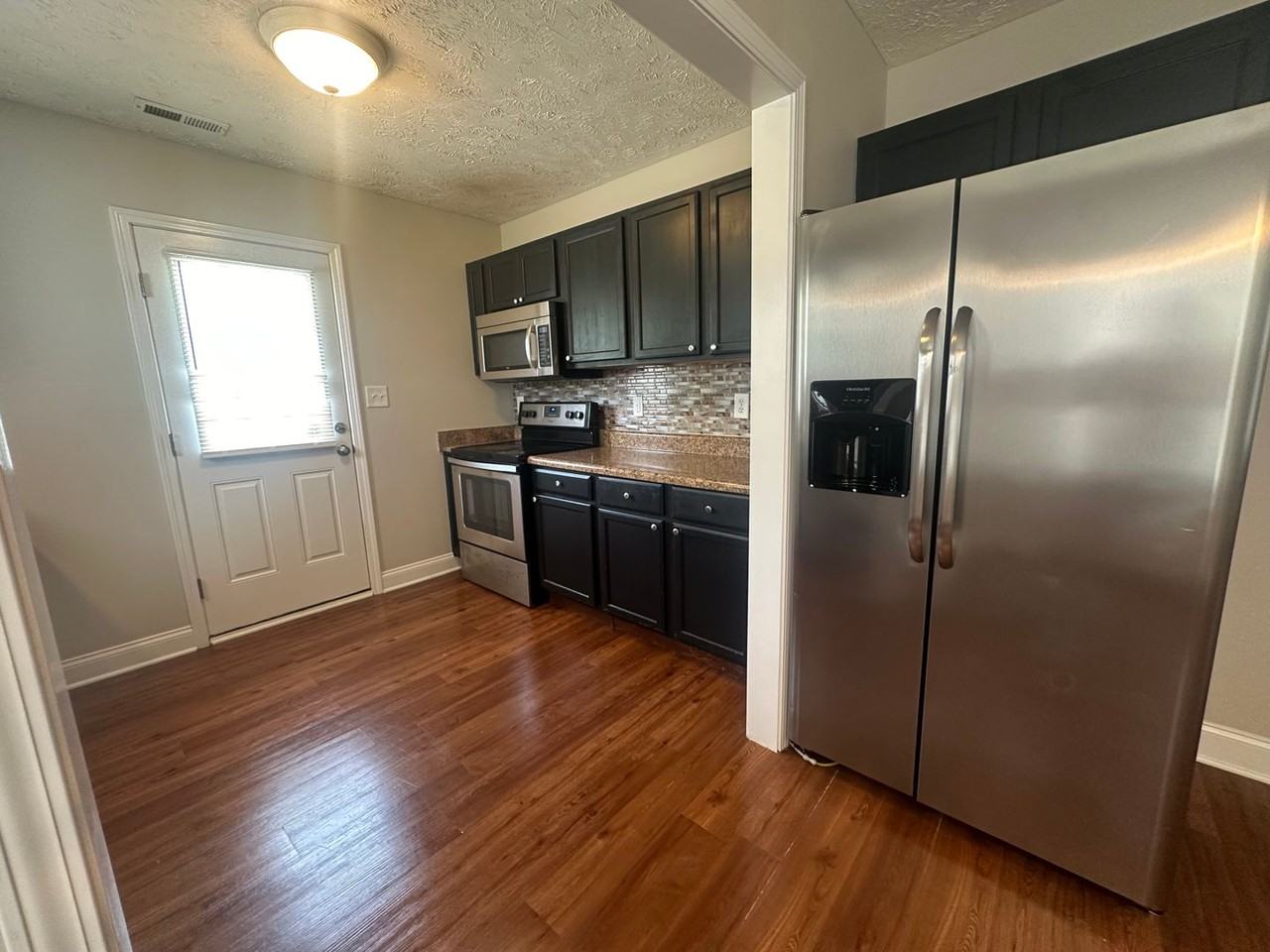 450 Copper Creek Dr - Photo 5 of 16