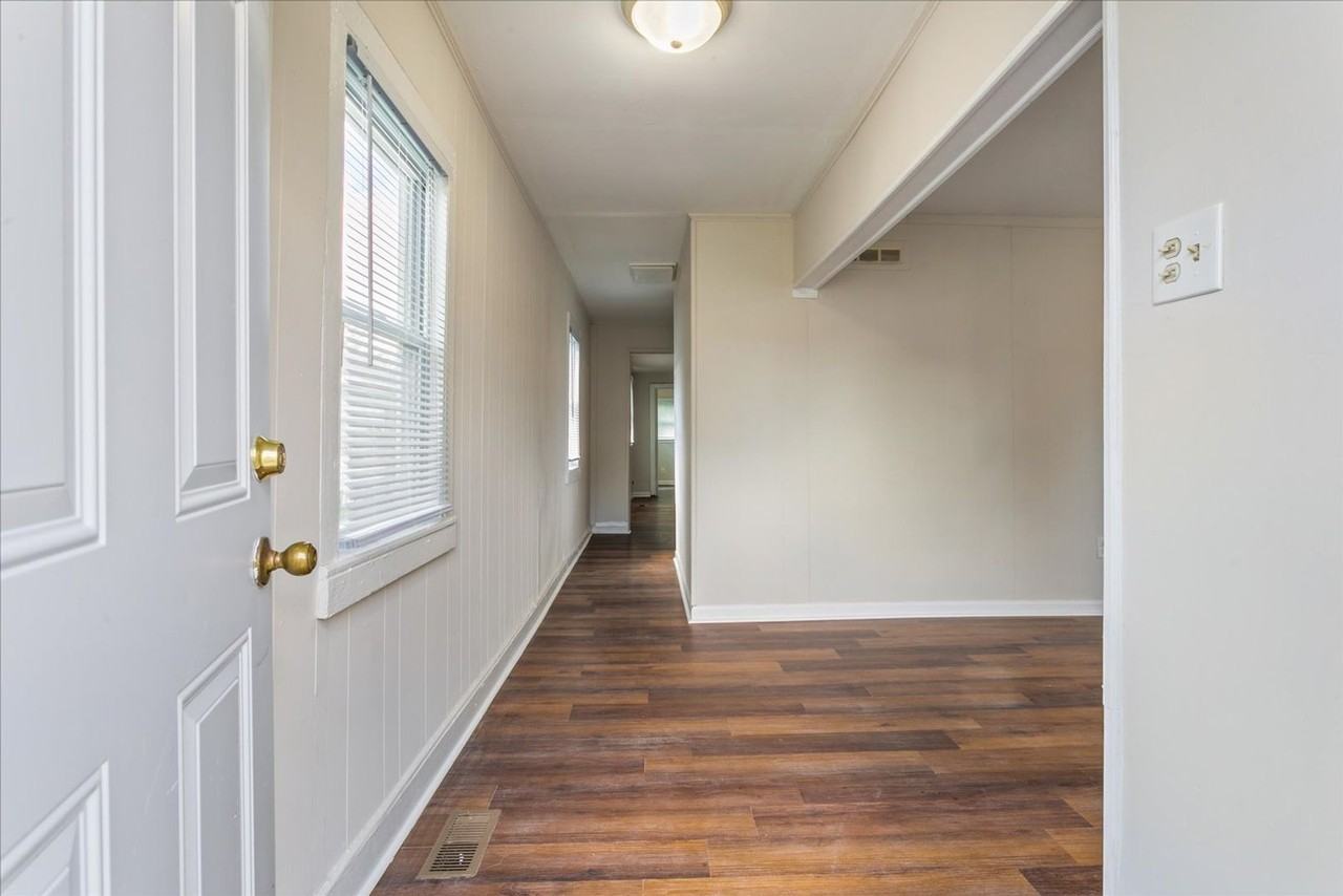 1011 Quash St - Photo 3 of 21