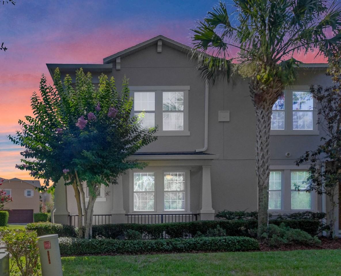 8623 Via Trieste Drive