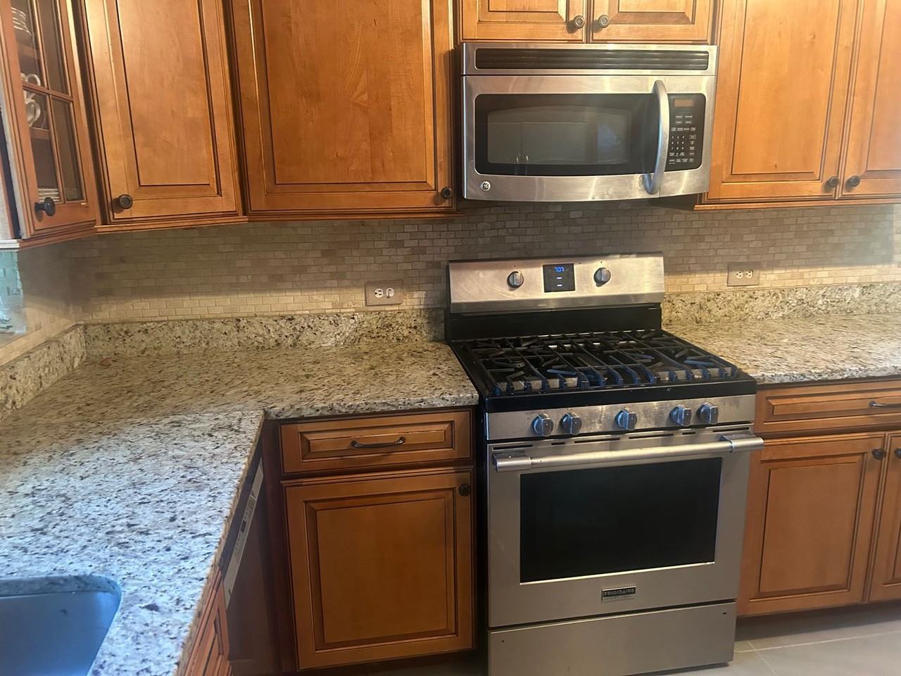6122 N Drake Ave - Photo 6 of 30