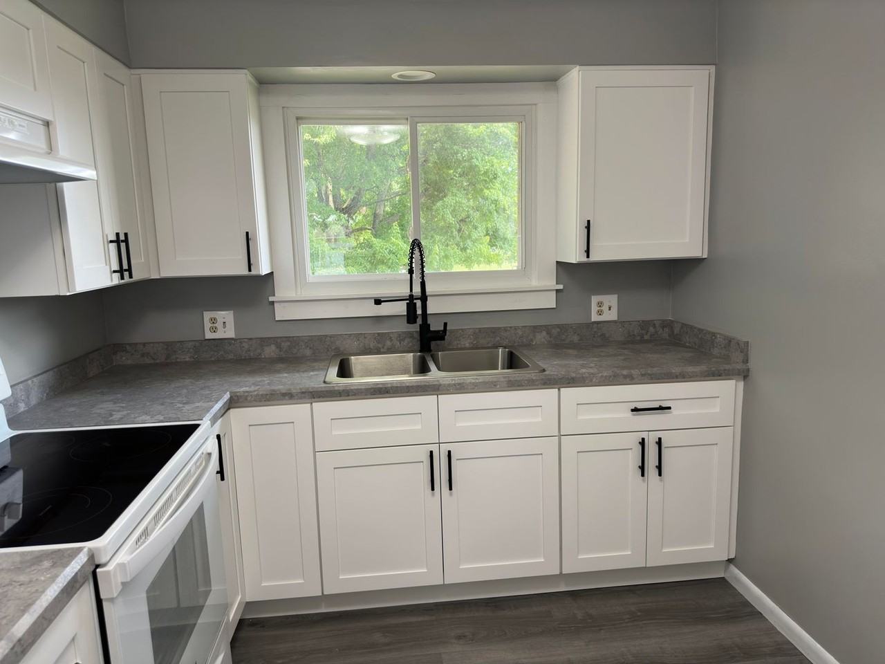 3576 Kidron Rd - Photo 3 of 11