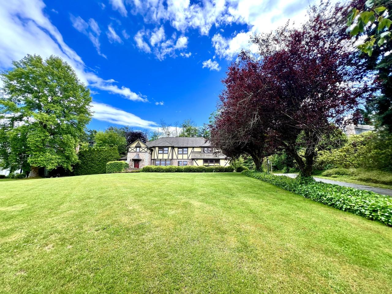 17302 29 Avenue - Photo 2 of 23