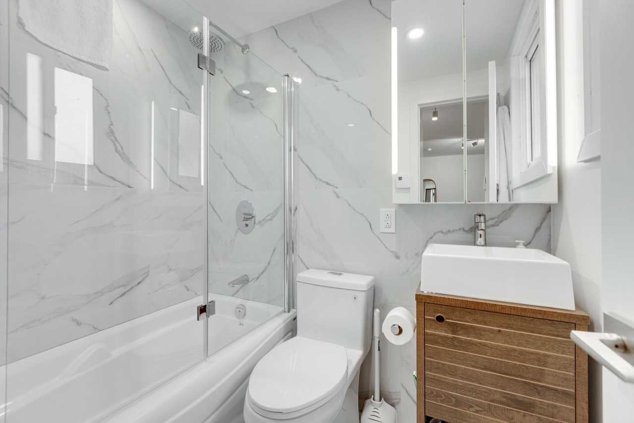 1757 St Denis - Photo 7 of 7