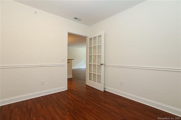 593 Main St #201 - Photo 4 of 10