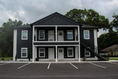 450 Nw Lake City Ave #101 - Photo 1 of 1