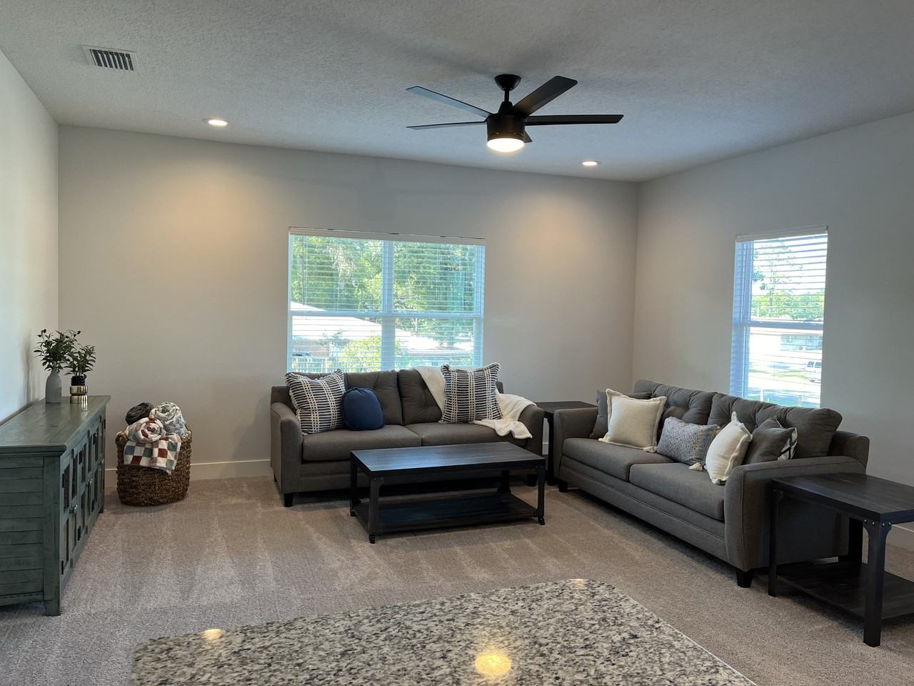 450 Nw Lake City Ave #101 - Photo 4 of 15