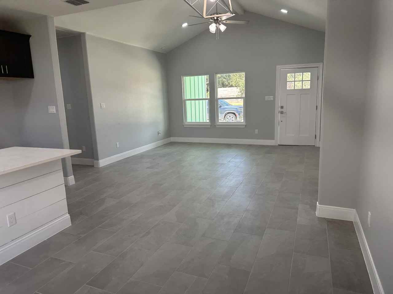 136 Breezeway Dr #NA - Photo 6 of 24