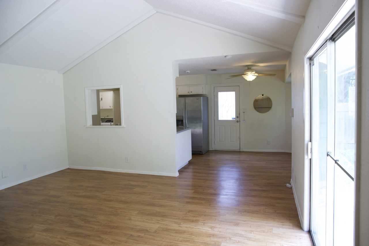 705 Huntingdon Pl #NA - Photo 3 of 15