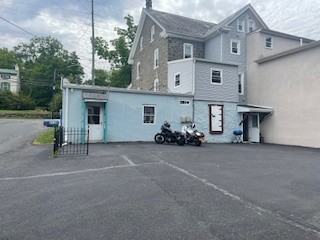 3122 Main St #3122 - Photo 2 of 9