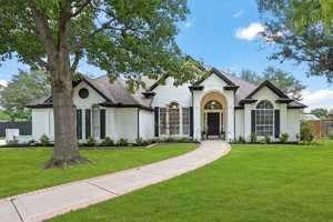 featured image of 711 Saratoga Dr #NA