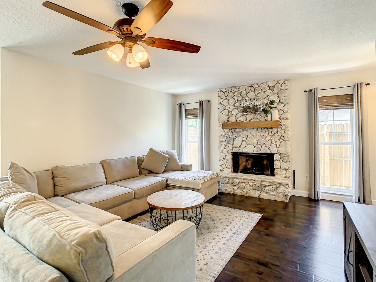 1373 San Diego Ct #NA - Photo 2 of 22