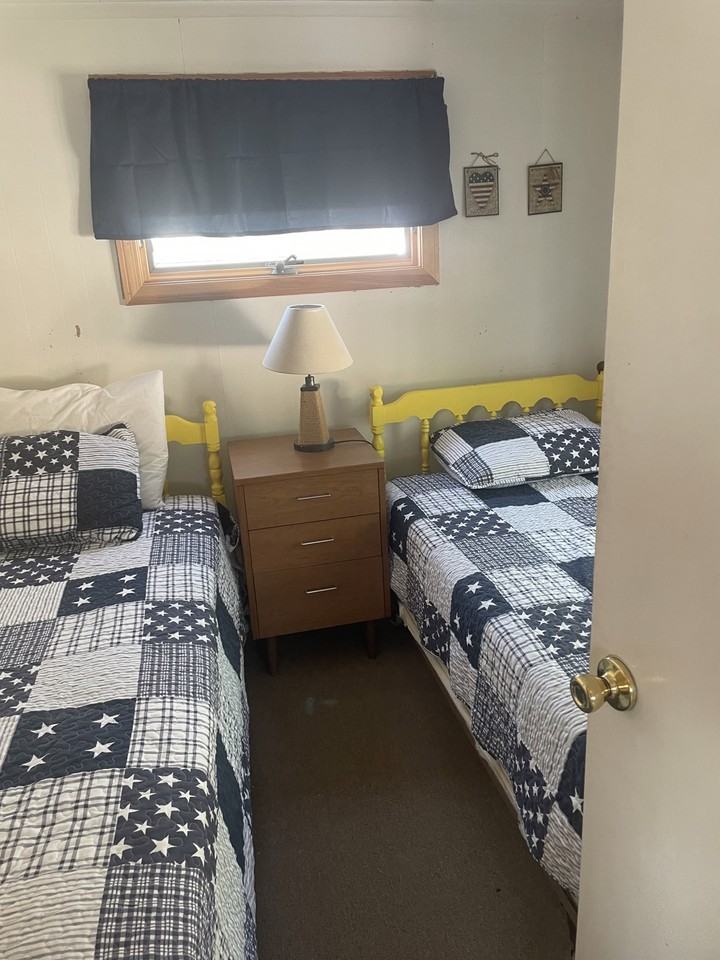 174 N Shore Blvd  Quarterboard 3 *winter Rental #NA - Photo 3 of 11