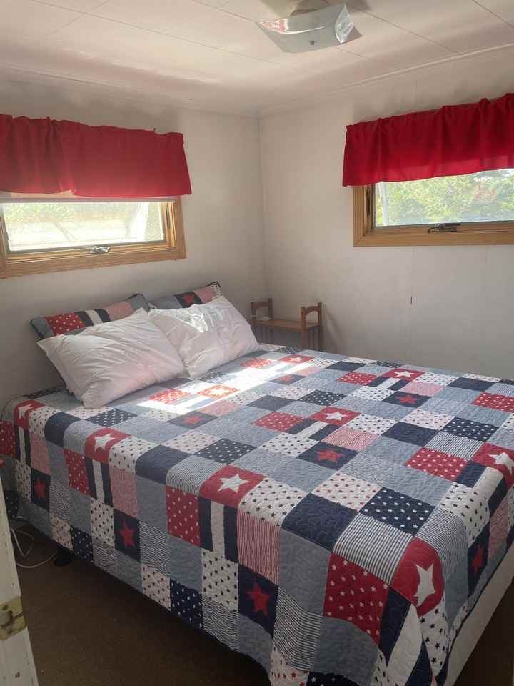 174 N Shore Blvd  Quarterboard 3 *winter Rental #NA - Photo 4 of 11