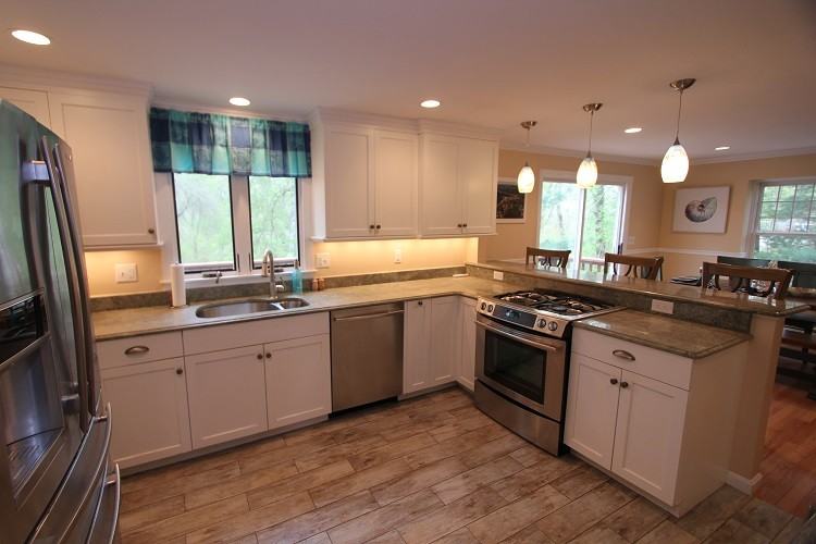 72 72 Bay Rd  3  *winter Rental #NA - Photo 4 of 17