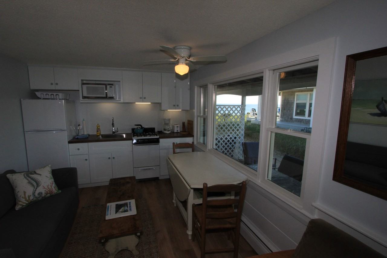 113 N Shore Blvd - Photo 4 of 11