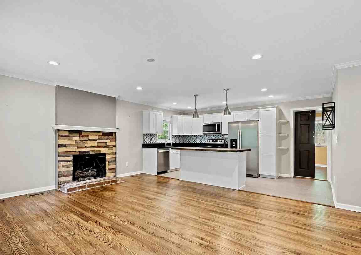 724 Houston Rd #NA - Photo 2 of 11