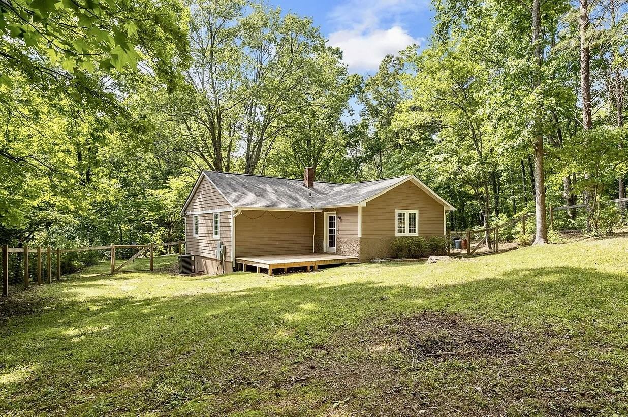 724 Houston Rd #NA - Photo 3 of 10