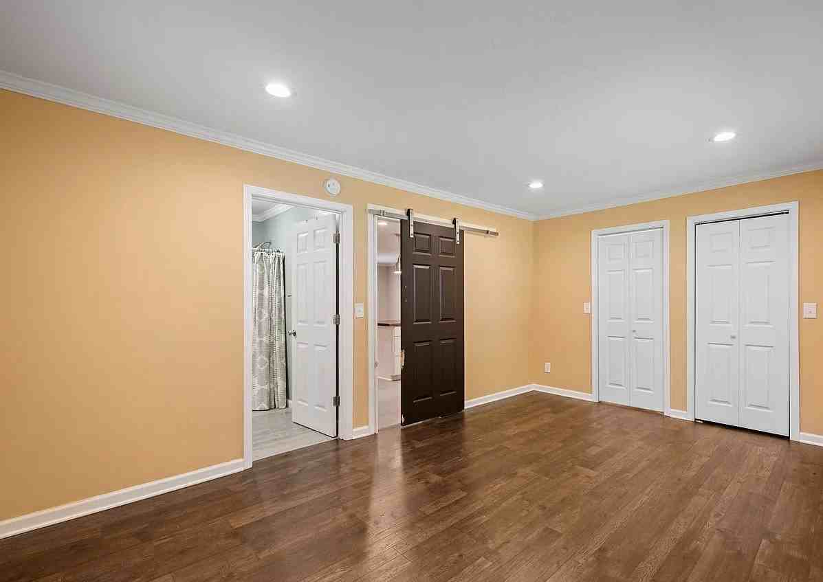 724 Houston Rd #NA - Photo 5 of 10